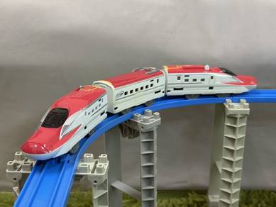 Shinkansen E6 Komachi (Magnet) - Plarail