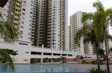 Condominium For Sale in Magna Ville Condominium