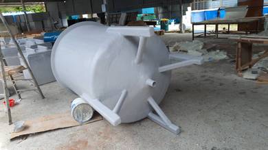 Fiberglass Hatchery Tank  (offer)