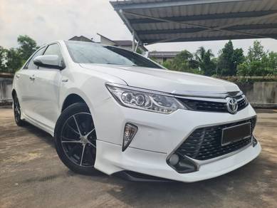Toyota Camry HYBRID in Seri Kembangan, SGR