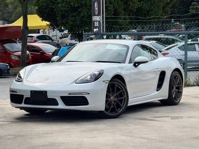 2021 Porsche 718 CAYMAN