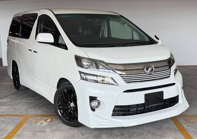 Toyota Vellfire Z GOLDEN EYES in Kajang, SGR