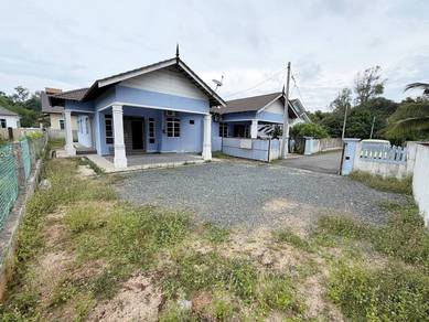 Semi-Detached House For Sale in Sura,TRG