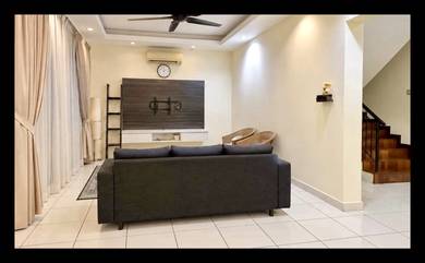 Condominium For Sale in Armanee