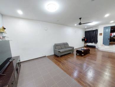 Semi-Detached House For Sale in Alma,PNG