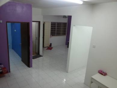 Semi-Detached House For Sale in Puchong,SGR