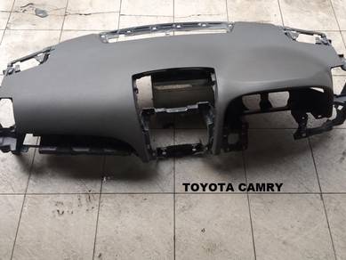 Dashboard of Toyota Camry