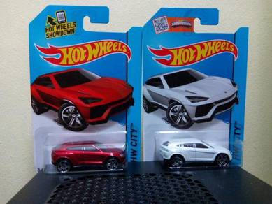 Lot of 3 Hotwheels Lamborghini Urus