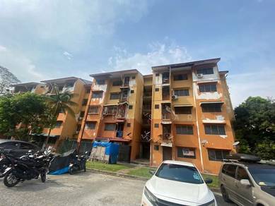 Flat For Sale in Flat PKNS Seksyen 8 Shah Alam