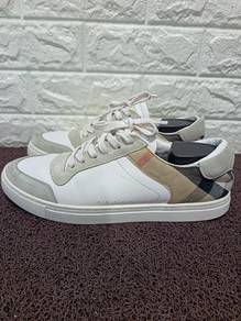 Uk8 Burberry Sneakers