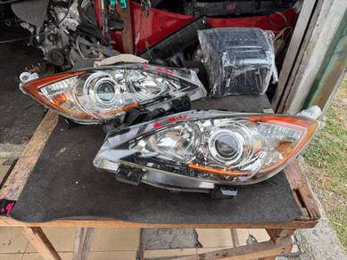 No 17-9-1 Mazda 3 Axela BL Halogen Headlamp Jpn