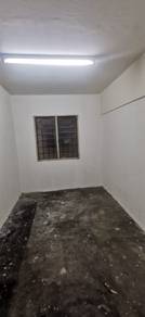 Flat For Sale in Apartment Lestari (Damansara Damai)