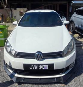 Volkswagen Golf TSI (LIGHT & SOUND PACK) in Batu Caves, SGR