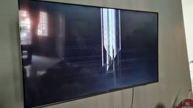 Toshiba 55" smart tv damaged screen