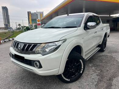 Mitsubishi Triton VGT A/T in Klang, SGR