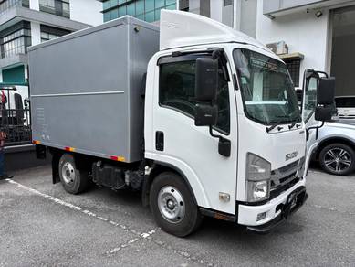 TIPTOP-ISUZU NLR85UEE 10kaki box tail lift 2021