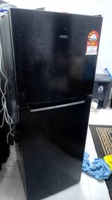 Peti Ais 2 Pintu Chiq