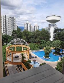 Condominium For Auction in La Grande Kiara