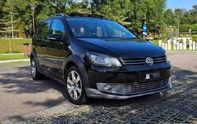 Volkswagen Touran in Johor Bahru, JHR