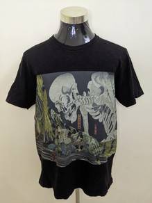 shirt uniqlo X museum of fine arts boston