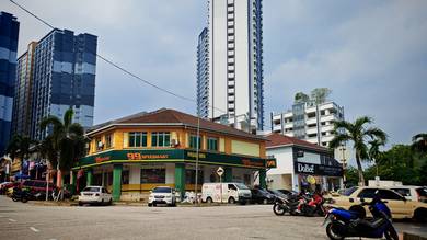 Shop lot For Sale in Seri Kembangan,SGR