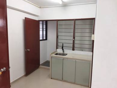 Apartment For Rent in Krystal Heights