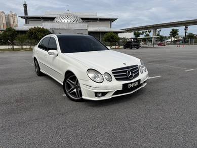 Mercedes Benz E240 240 AVANTGARDE (CBU) in Subang Jaya, SGR
