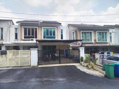 2-storey Terraced House For Sale in Seri Kembangan,SGR