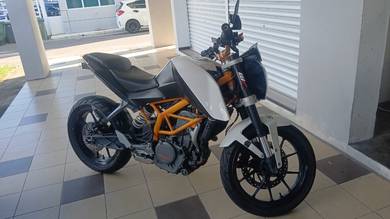 KTM 390 Duke