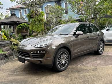 Porsche Cayenne in Cheras, KUL