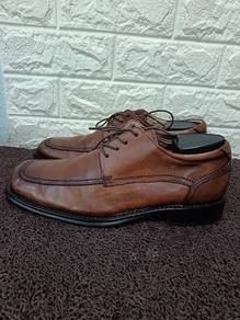 Uk7 Joe Joseph Abboud