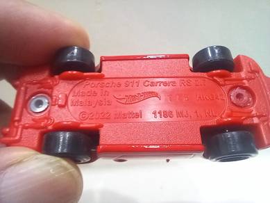 Hot Wheels Porsche 911 Carrera RS 2.7 Red Diecast
