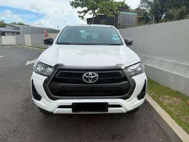Toyota Hilux E in Kota Kinabalu, SBH