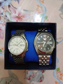 Preloved Twin Seiko 5 Vintage Automatic Watches