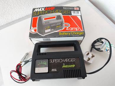 Vintage MAXAMP Battery Charger 12V DC (England)
