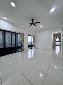 Condominium For Sale in The Veo