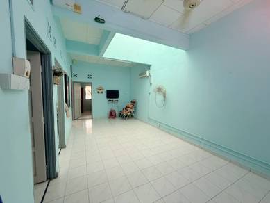 1-storey Terraced House For Sale in Bukit Beruang,MLK