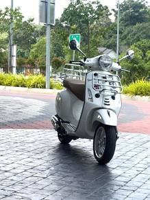Vespa Primavera 150