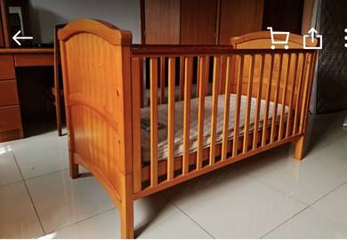 Baby cot made of good teakwood