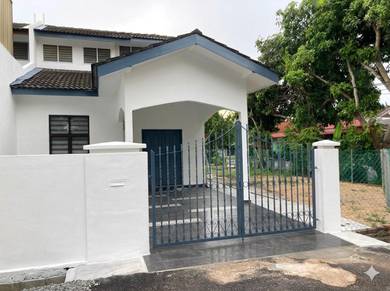 1-storey Terraced House For Sale in Cheng,MLK
