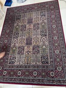 vibrant design carpet 