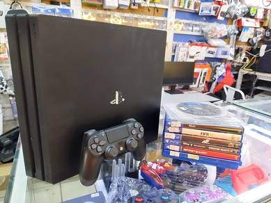 Ps4 pro 1tb Full set