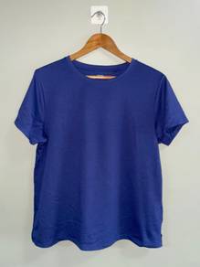 UNIQLO AIRism women’s shirts- xL