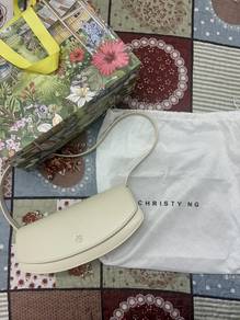 Preloved handbag 🦋