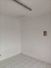 Room in Damansara Damai, SGR