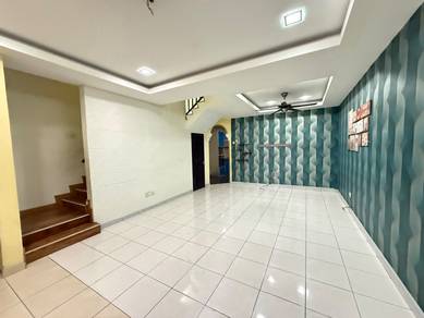 3-storey Terraced House For Sale in Subang Bestari,SGR