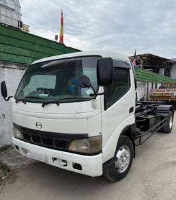 Hino 4.6 roro armroll 14ft 2005