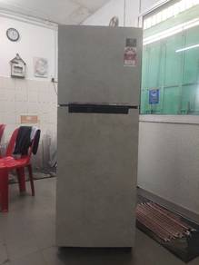 PETI SAMSUNG SECONDHAND 2pintu