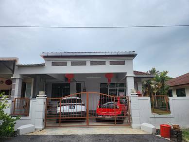 Semi-Detached House For Sale in Ayer Keroh,MLK