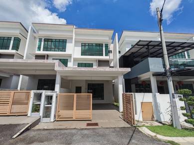 2.5-storey Terraced House For Sale in Ayer Keroh,MLK